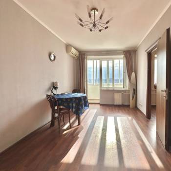 Продается 3-х комнатная квартира, 56 м²