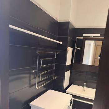 Продается 2-х комнатная квартира, 56 м²