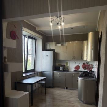 Продается 2-х комнатная квартира, 56 м²