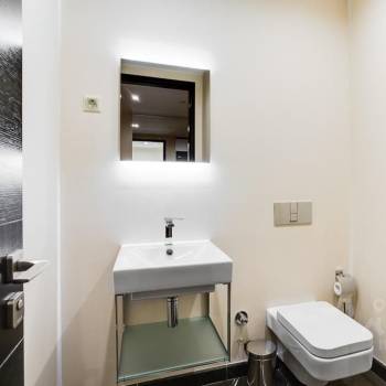 Продается 3-х комнатная квартира, 170 м²