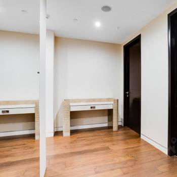 Продается 3-х комнатная квартира, 170 м²