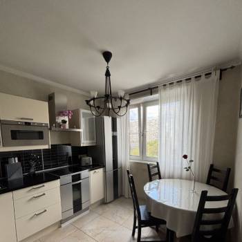 Сдается 2-х комнатная квартира, 54 м²