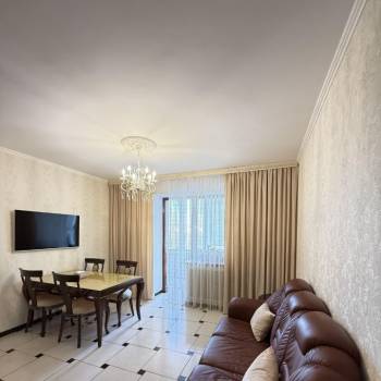 Продается 2-х комнатная квартира, 90 м²