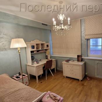 Продается Многокомнатная квартира, 131 м²