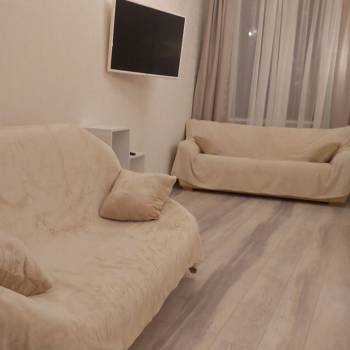 Сдается 1-комнатная квартира, 45 м²