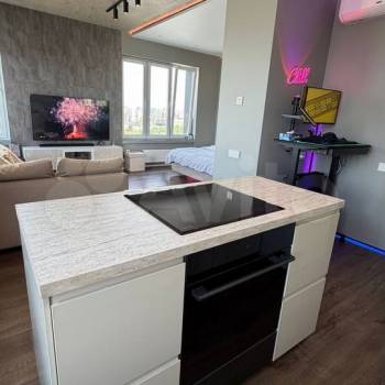 Сдается 1-комнатная квартира, 42 м²