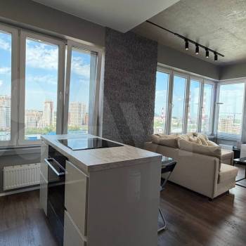 Сдается 1-комнатная квартира, 42 м²