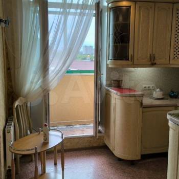 Сдается 1-комнатная квартира, 49 м²