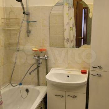 Сдается 1-комнатная квартира, 49 м²