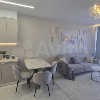 Сдается 1-комнатная квартира, 51 м²