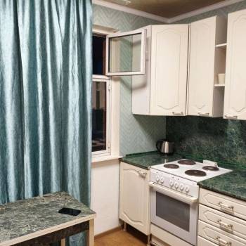 Сдается 1-комнатная квартира, 39 м²