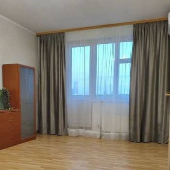 Сдается 1-комнатная квартира, 39 м²