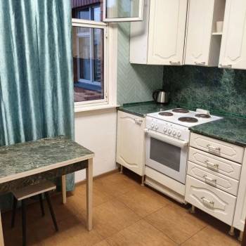 Сдается 1-комнатная квартира, 39 м²