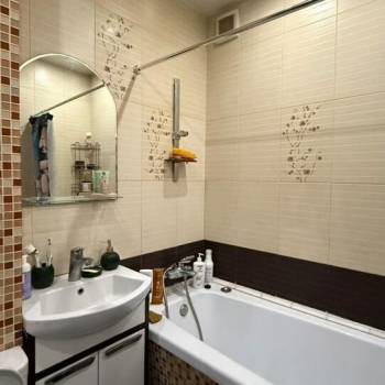 Сдается 1-комнатная квартира, 46 м²