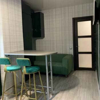 Сдается 1-комнатная квартира, 46 м²