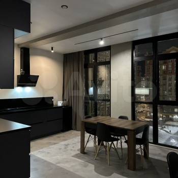 Сдается 2-х комнатная квартира, 87 м²