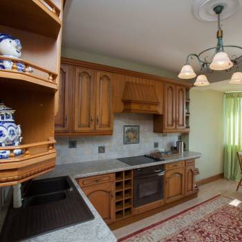Сдается 2-х комнатная квартира, 105 м²