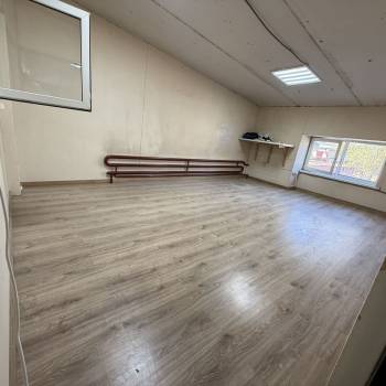 Сдается Нежилое помещение, 130 м²
