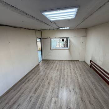 Сдается Нежилое помещение, 130 м²