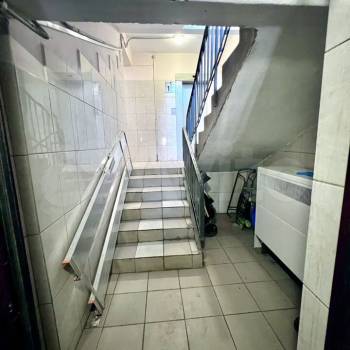 Продается 1-комнатная квартира, 12,8 м²