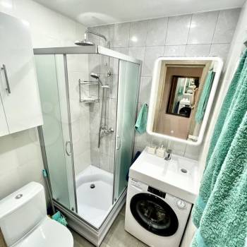 Продается 1-комнатная квартира, 12,8 м²