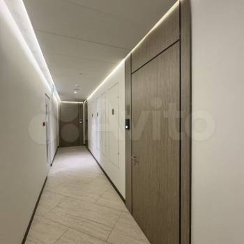 Продается 1-комнатная квартира, 84 м²