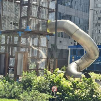 Продается 1-комнатная квартира, 84 м²