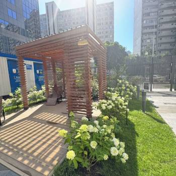 Продается 1-комнатная квартира, 84 м²