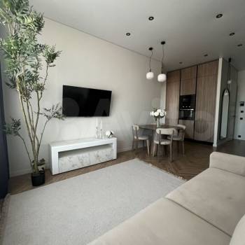 Продается 1-комнатная квартира, 47 м²