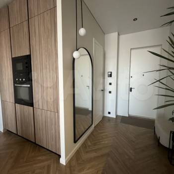 Продается 1-комнатная квартира, 47 м²