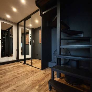 Продается 1-комнатная квартира, 50 м²