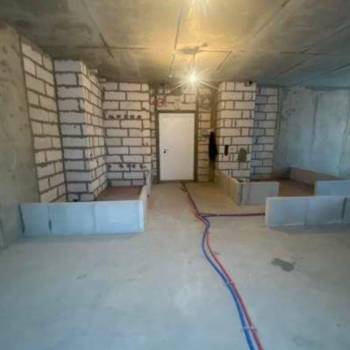 Продается 1-комнатная квартира, 70,4 м²