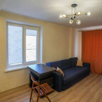 Продается 1-комнатная квартира, 32 м²