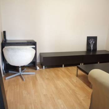 Продается 1-комнатная квартира, 38 м²