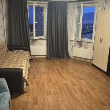 Продается 1-комнатная квартира, 42 м²