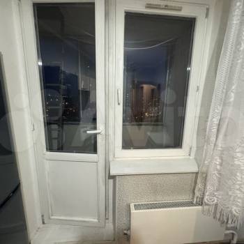 Продается 1-комнатная квартира, 42 м²