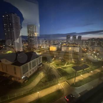 Продается 1-комнатная квартира, 42 м²