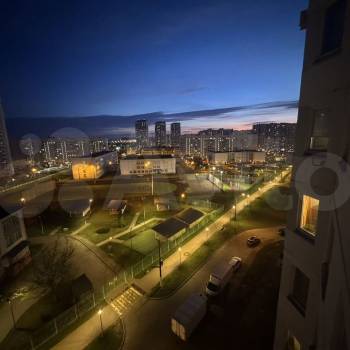 Продается 1-комнатная квартира, 42 м²