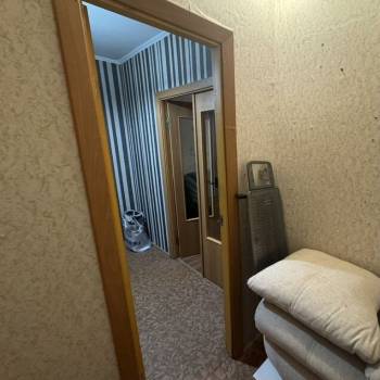 Продается 1-комнатная квартира, 42 м²