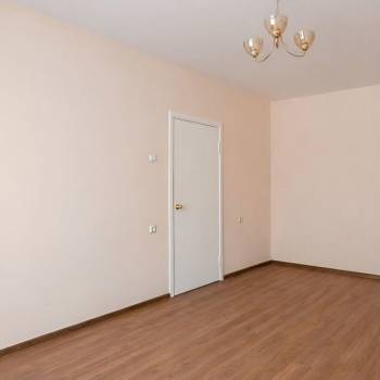 Продается 1-комнатная квартира, 37,8 м²