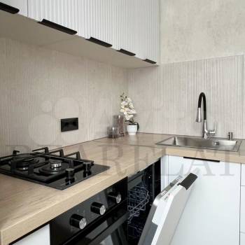 Продается 1-комнатная квартира, 32,7 м²