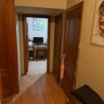 Продается 1-комнатная квартира, 37 м²