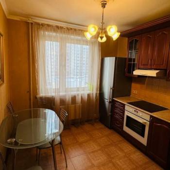 Продается 1-комнатная квартира, 38,8 м²