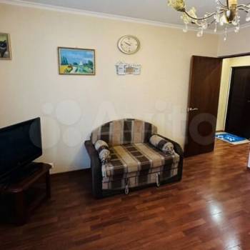 Продается 1-комнатная квартира, 38,8 м²