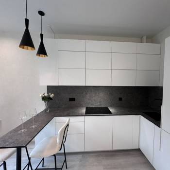 Продается 1-комнатная квартира, 40 м²