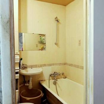 Продается 1-комнатная квартира, 32,6 м²