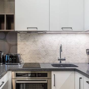 Продается 1-комнатная квартира, 24 м²