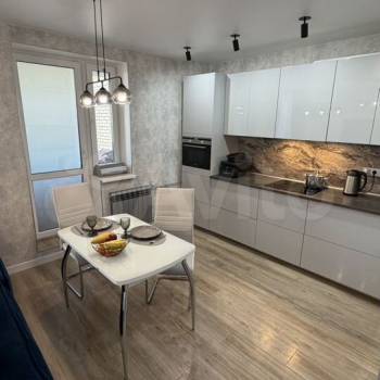 Продается 2-х комнатная квартира, 63 м²