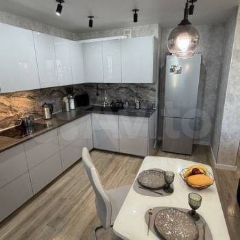 Продается 2-х комнатная квартира, 63 м²