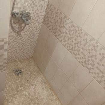 Продается 1-комнатная квартира, 77 м²